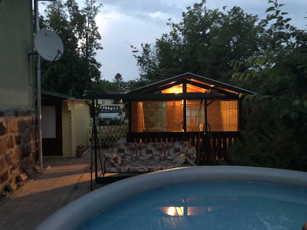 Paros Fahaz Daire Balatonföldvár Dış mekan fotoğraf